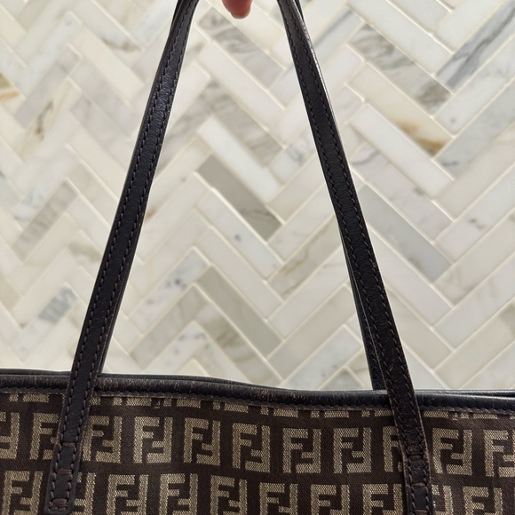 Fendi authentic designer tote - Picture 7 of 9